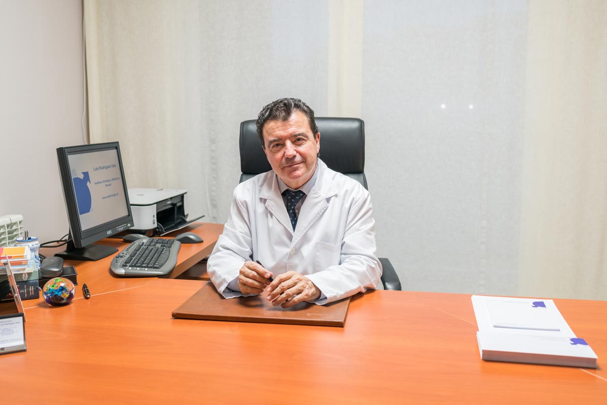 Dr. Rodríguez Vela. Especialista en urología